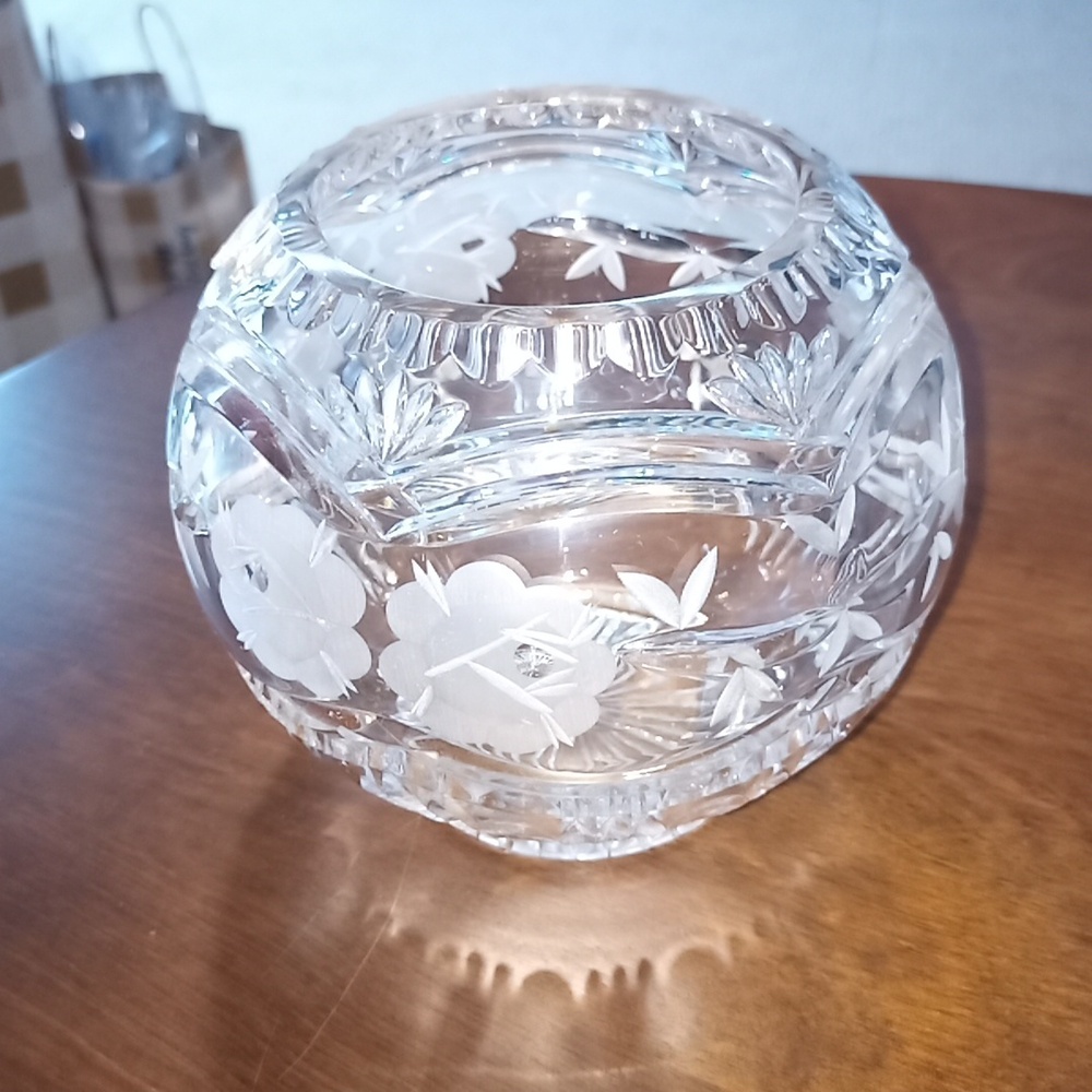 Vintage Rogaska Cut Crystal Rose Bowl w/Etched Floral Design Poland 24% …